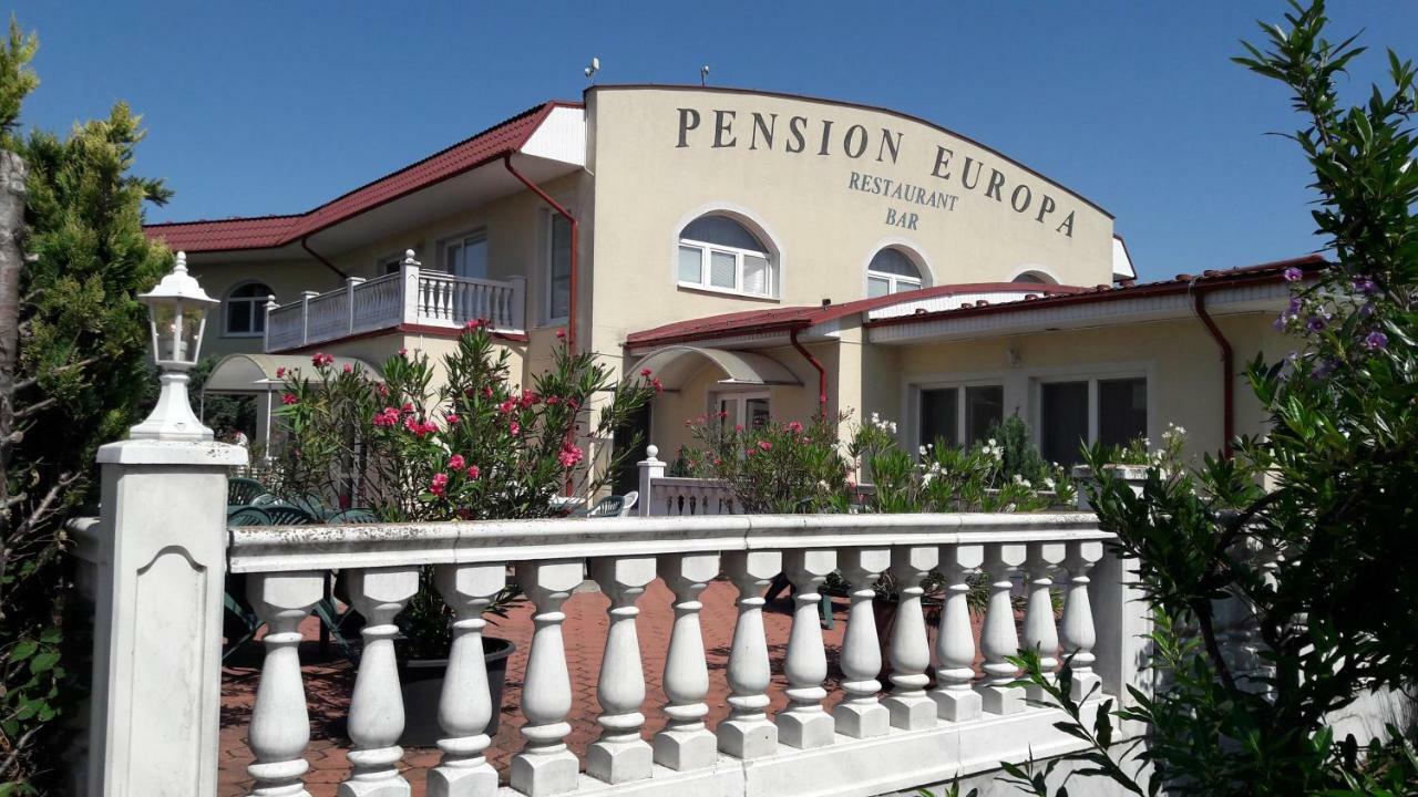 PENZION EUROPA Diakovce Exteriér fotografie